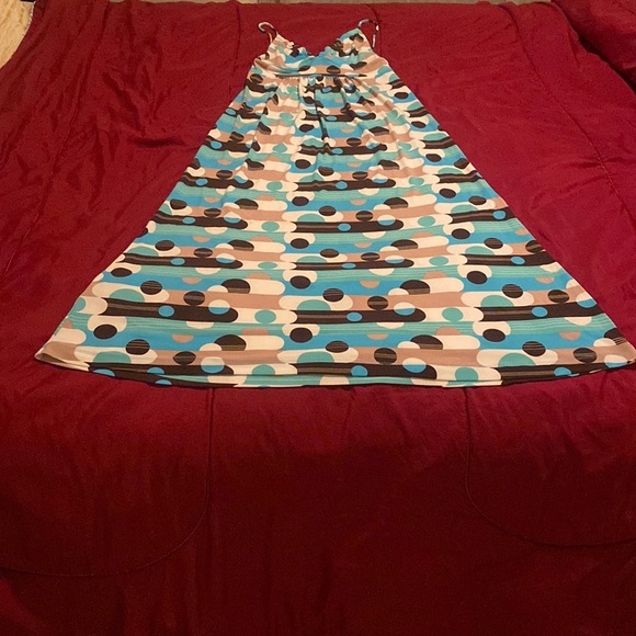 BCBG Dresses & Skirts - BCBG spaghetti strapped, tie back dress!